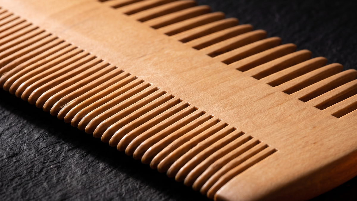 SEC4_comb_teeth_w